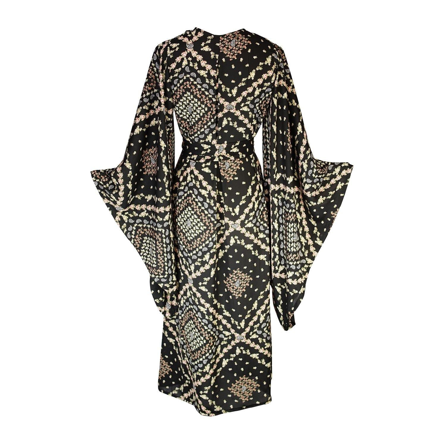 Antoinette Kimono
