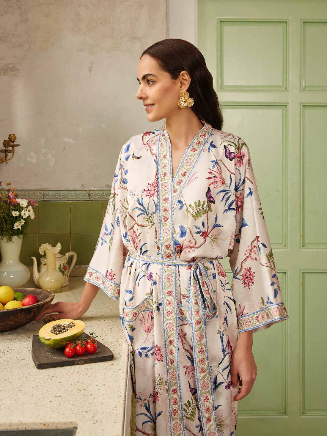 Beige Chinoiserie Floral Long Kimono Robe with Pockets